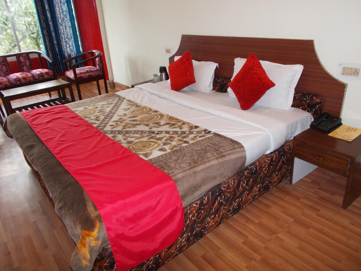 Anamika Hotel ناينيتال المظهر الخارجي الصورة